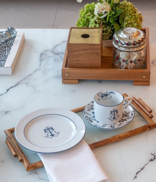 Xícara de Chá Personalizada Monograma Toile de Jouy