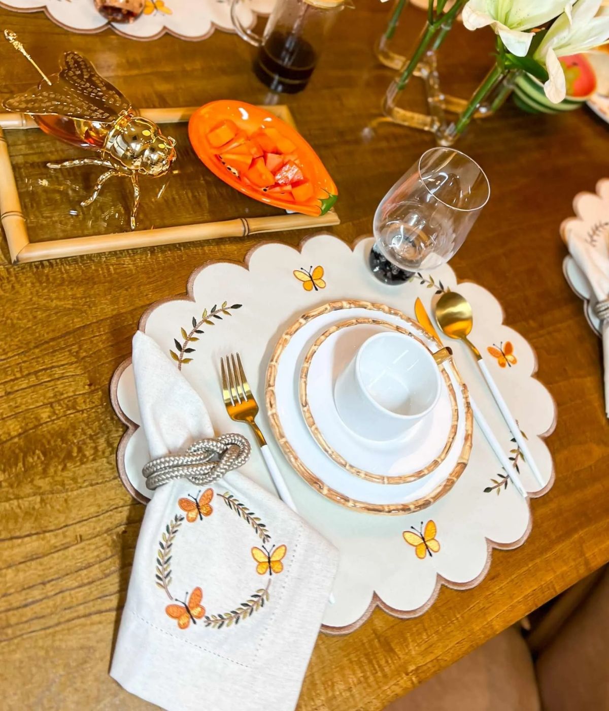 Jogo Americano Creme Bordado Butterfly