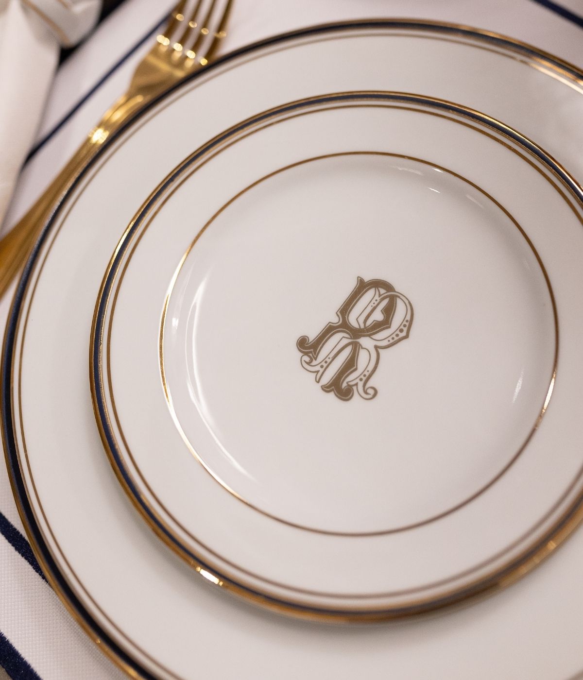 Prato Raso Porcelana Cinco Filetes