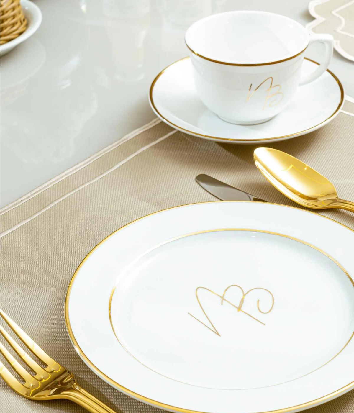 Aparelho de jantar Porcelana Personalizada Monograma em Ouro