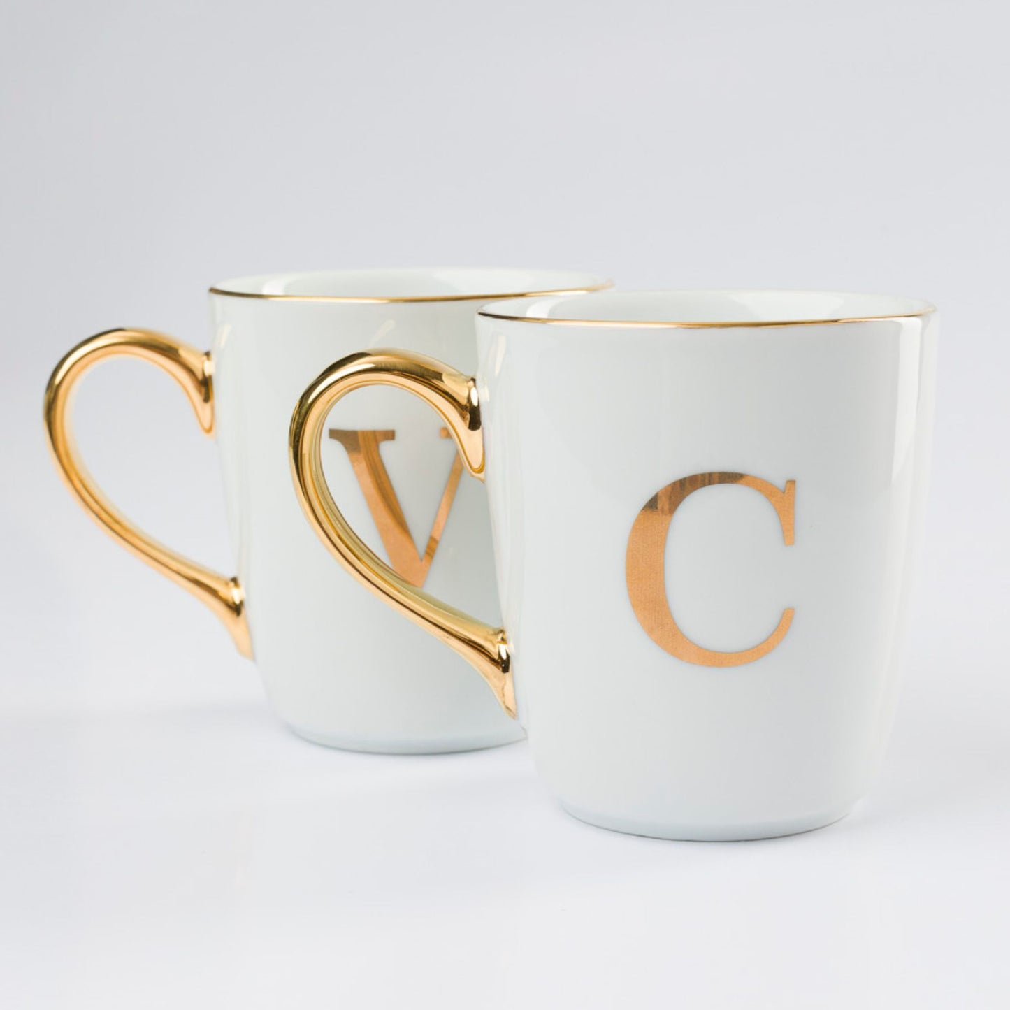 Caneca Porcelana Personalizada Letra em Ouro