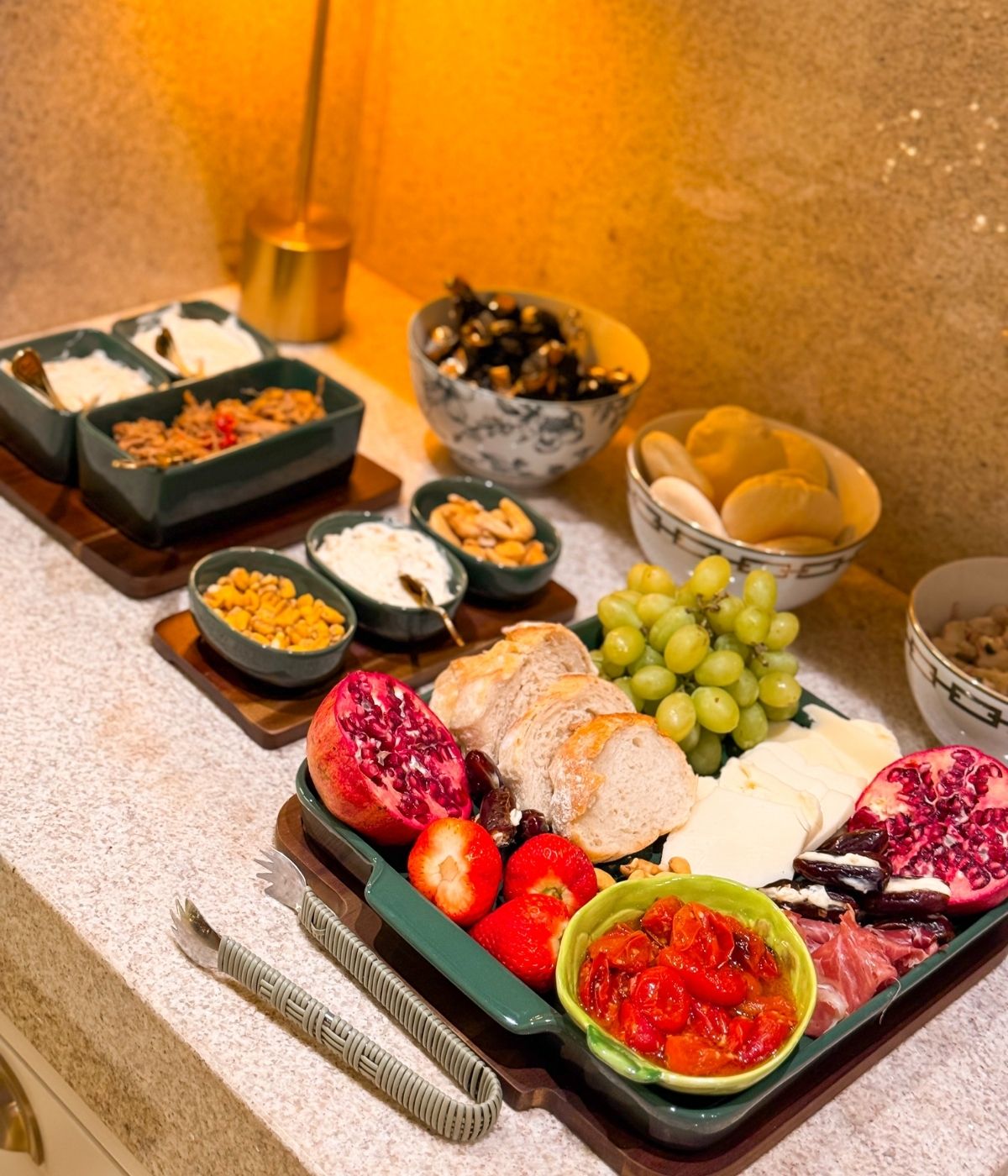 Set de Petisqueiras Ovais em Cerâmica Verde Degradê 4PCS